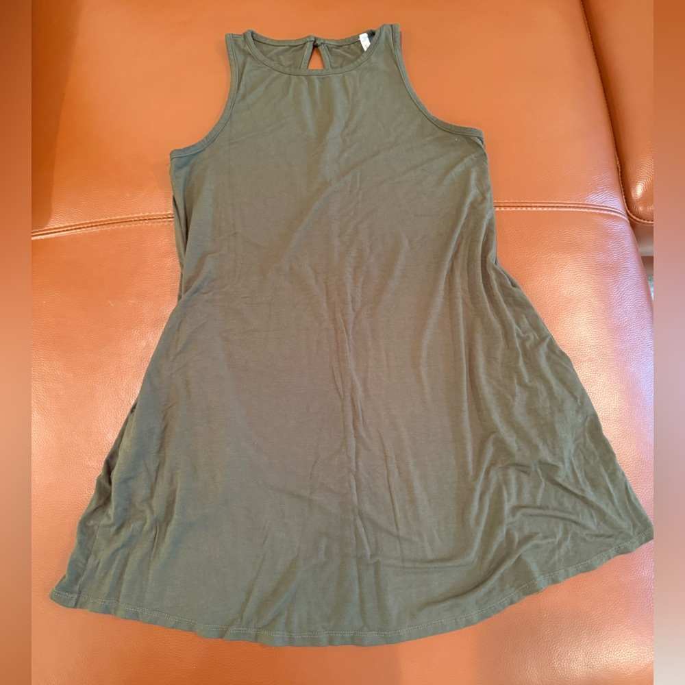 Lulu's Basics Soft Army Green Dress Slip Layering Pockets Keyhole Button Small